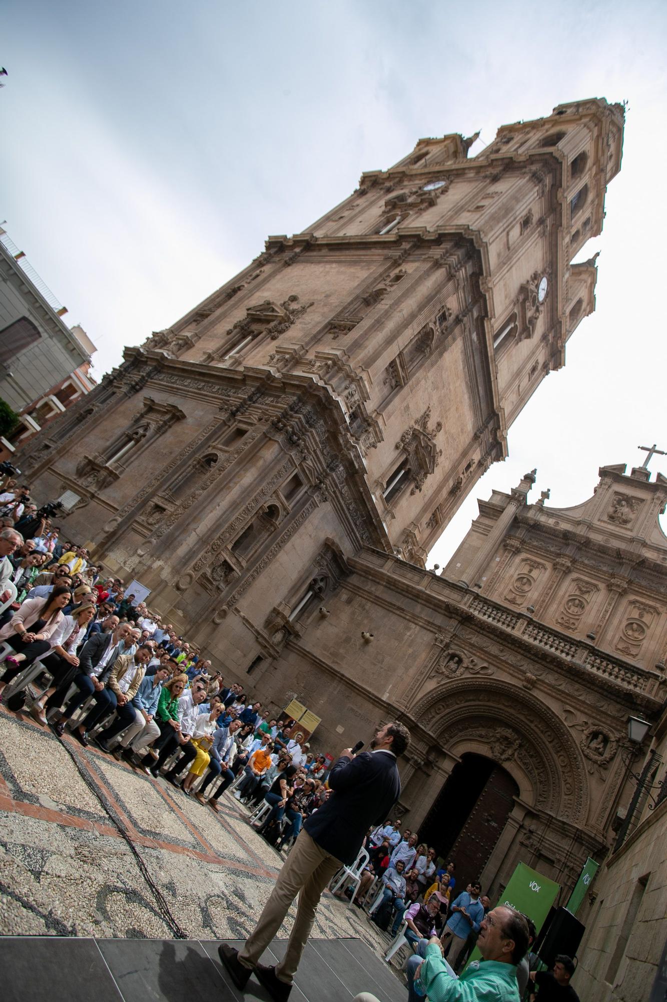 El acto de Vox en Murcia con Espinosa de los Monteros en imágenes