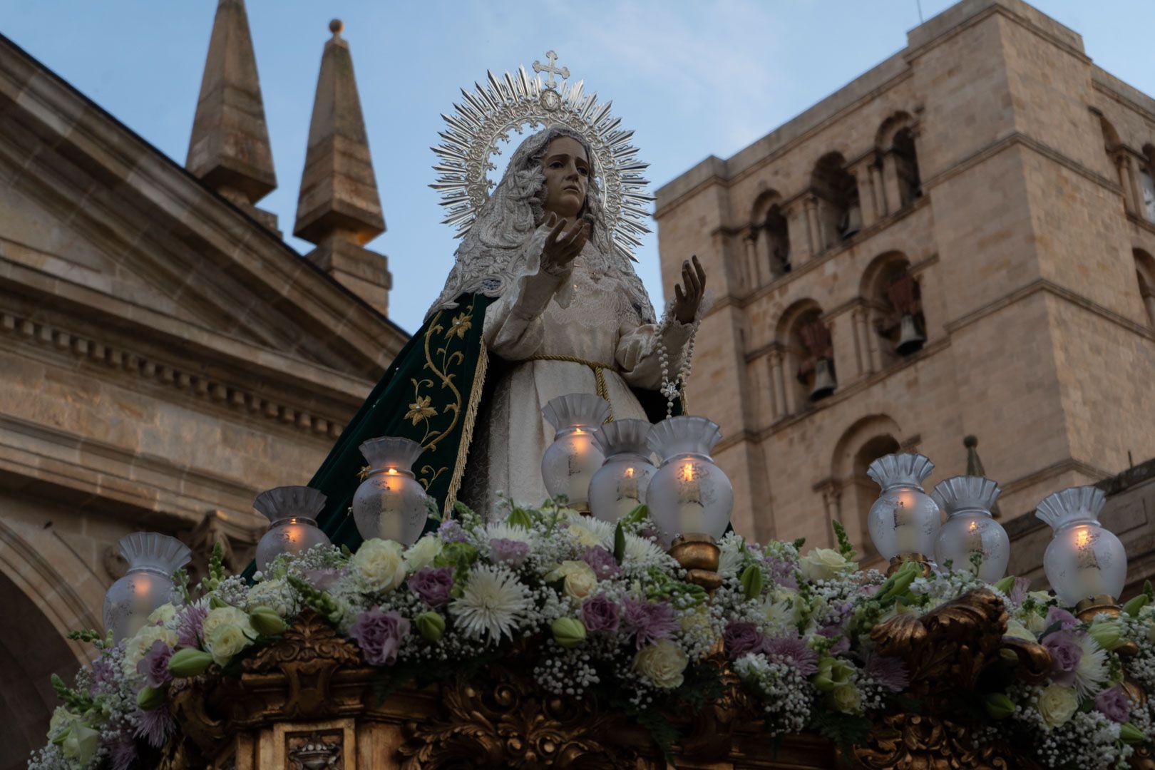 Cofradía de Jesús del Vía Crucis