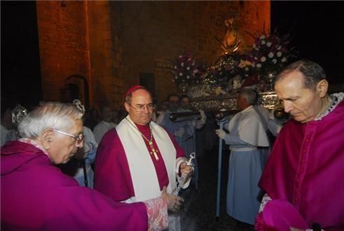 La bajada de la patrona de Cáceres