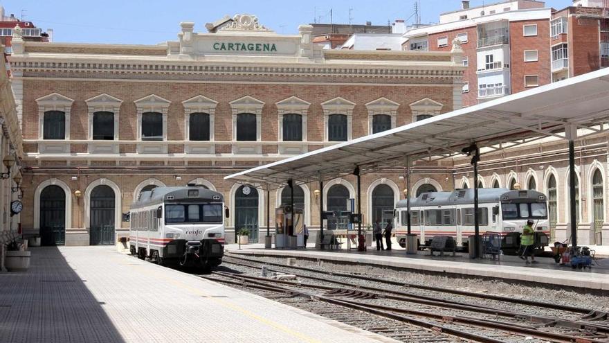 La estación de Renfe de Cartagena junto a la que ha ocurrido el suceso.