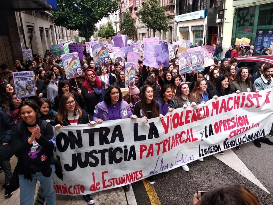 8-M en Asturias: El feminismo inunda las plazas