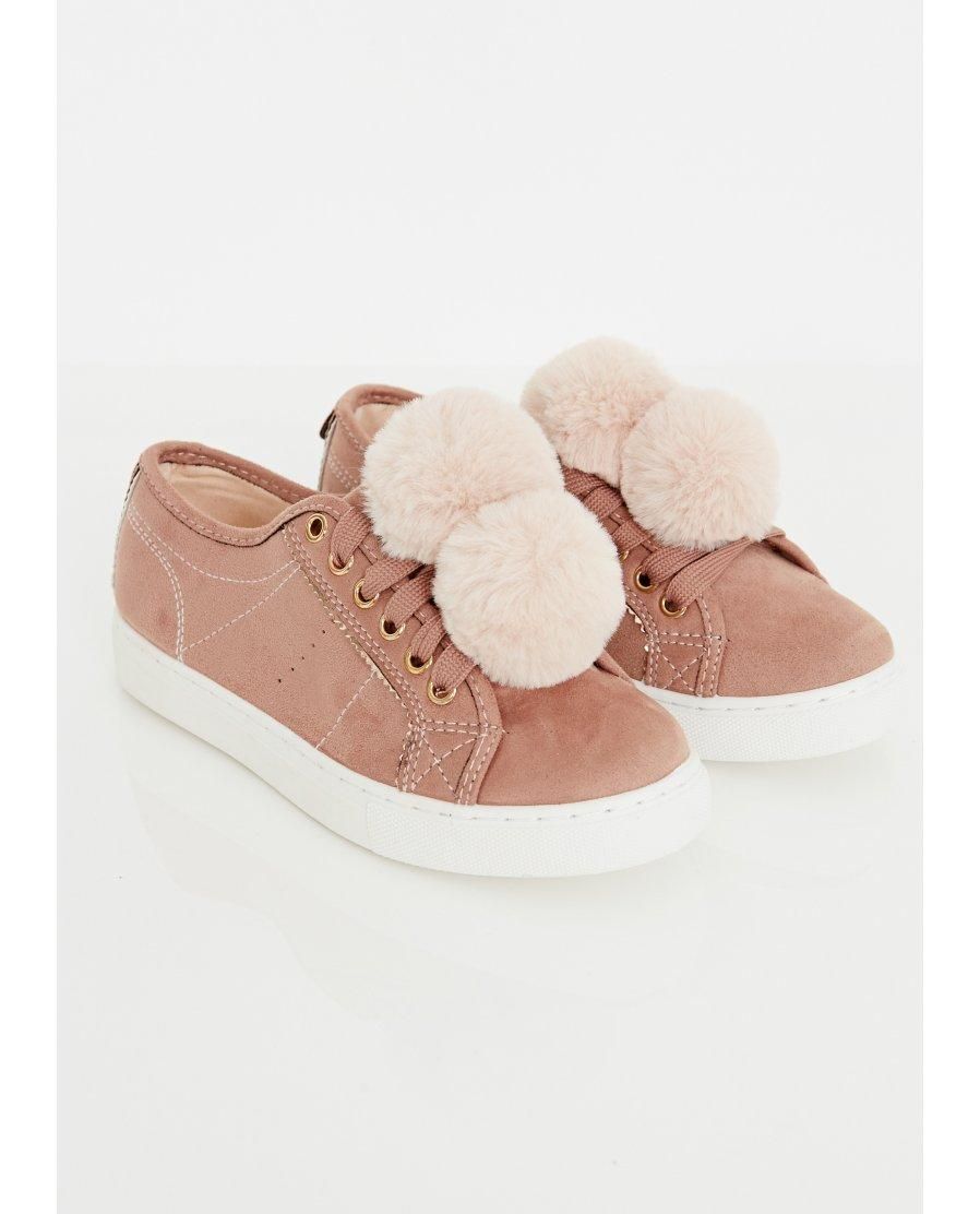 Zapatillas de ante con pompones de Mulaya
