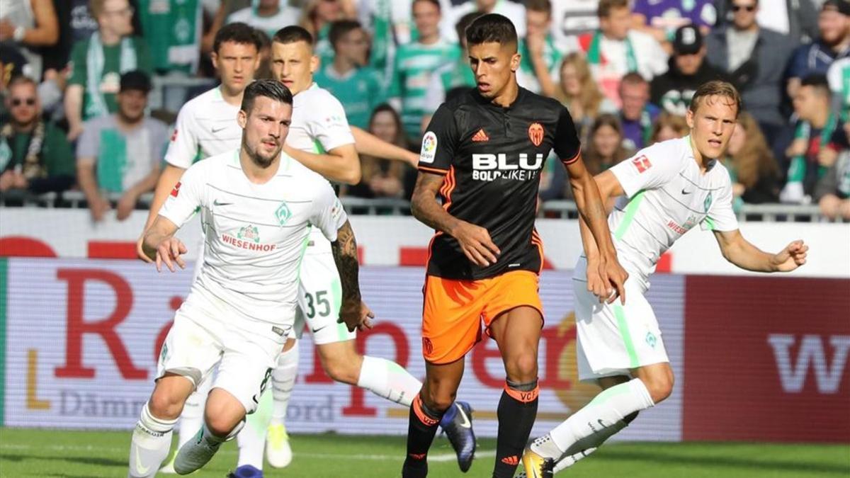 Joao Cancelo jugó en el último amistoso del Valencia ante el Werder Bermen