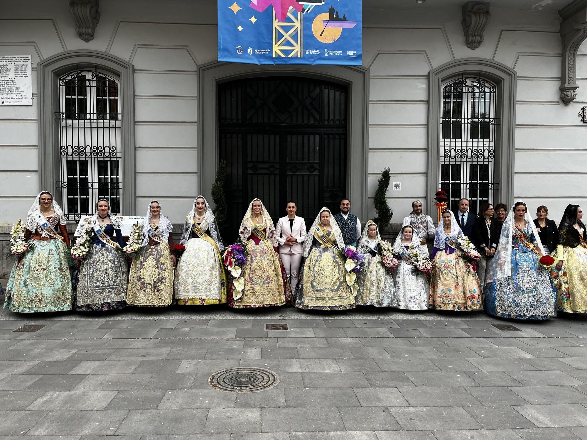 FALLAS 2024 | El mundo fallero de la Vall agasaja a la Mare de Déu