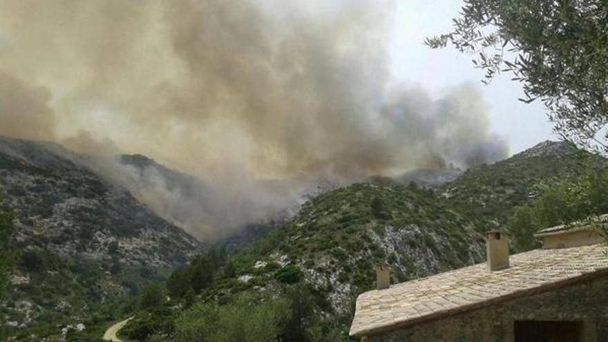 Movilizada la UME para las tareas de extinción del incendio de La Vall d&#039;Ebo