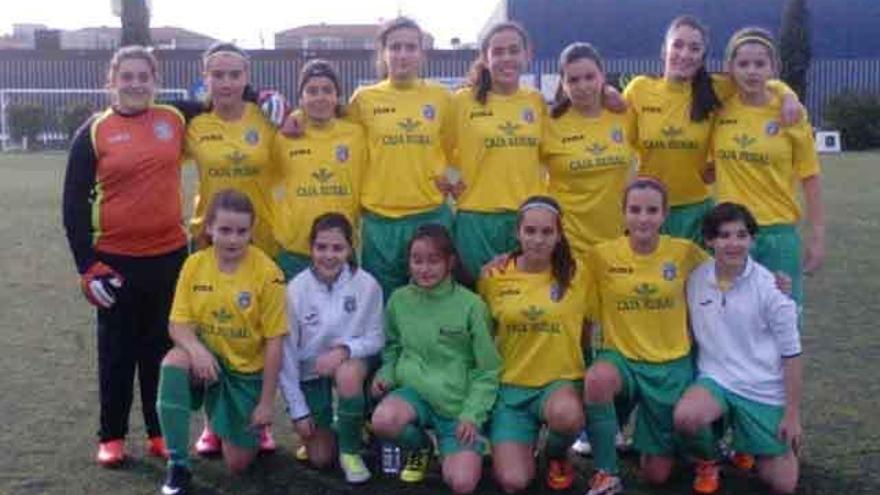El equipo infantil del club zamorano de fútbol femenino.