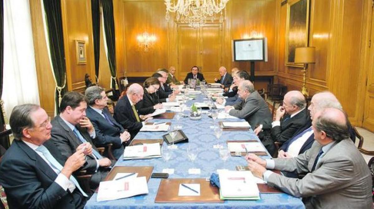 Los miembros del patronato de la Fundación Príncipe de Asturias que asistieron ayer a la reunión.