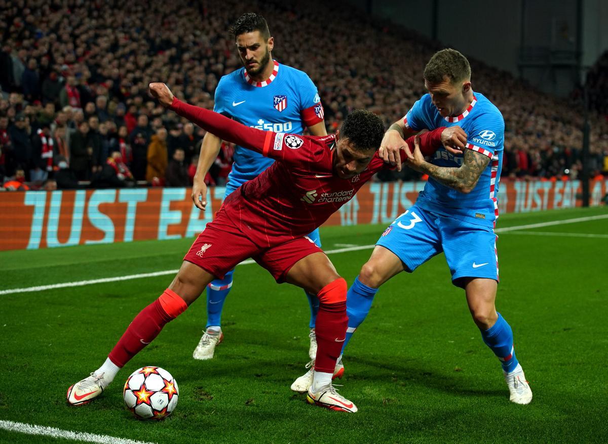 Oxlade-Chamberlain rozó el tercero con un disparo desde la medialuna.