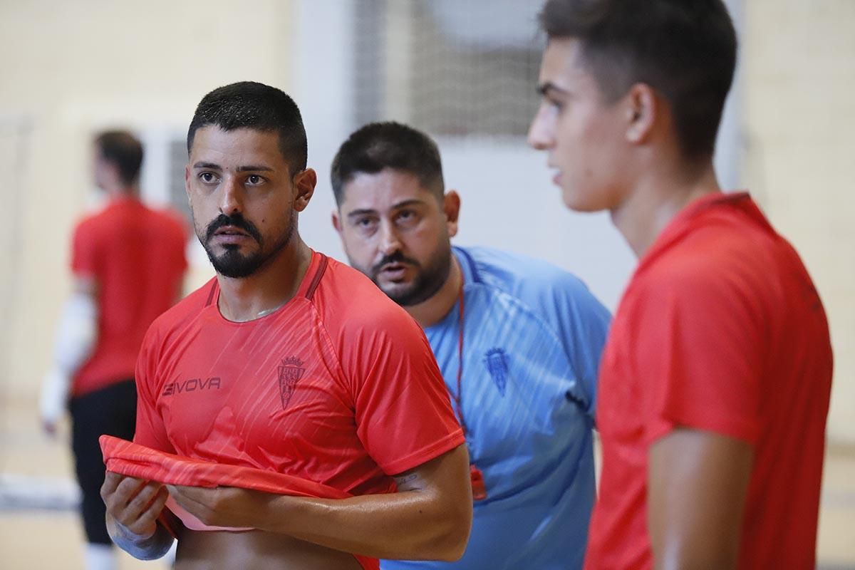 Las imágenes del primer entrenamiento del Córdoba Futsal en Vista Alegre