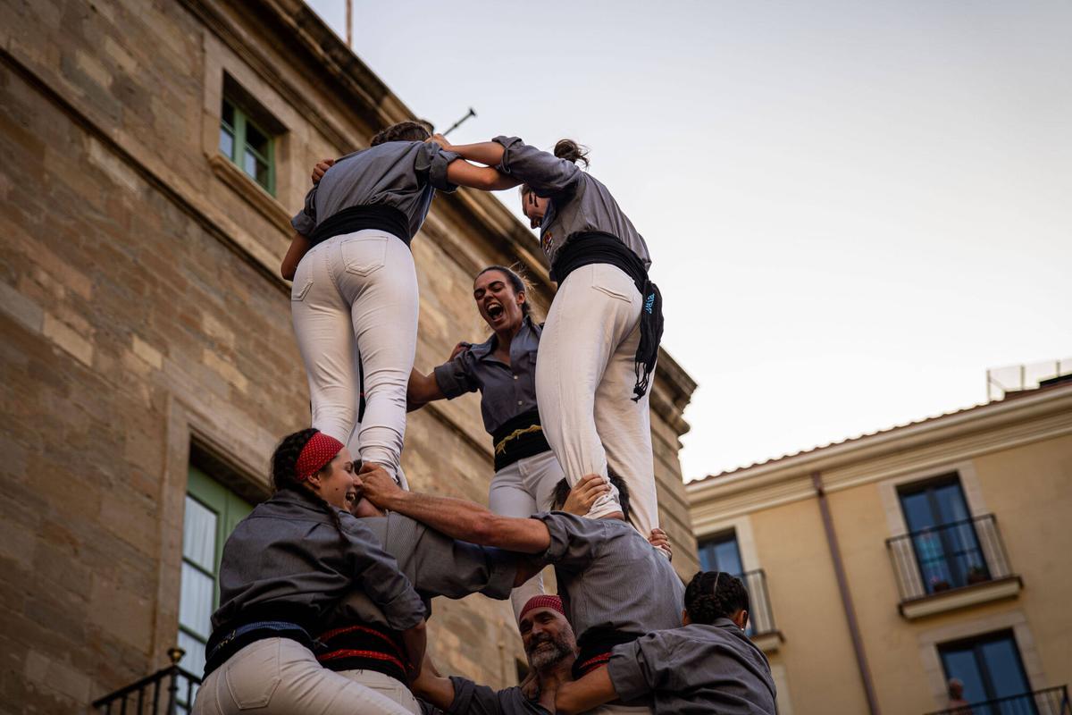 Les imatges de la Diada castellera de colles de l'eix, a Manresa Les imatges de la Diada castellera de colles de l'eix, a Manresa