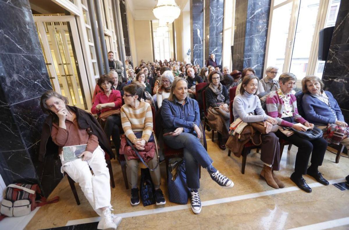 Vista general de la sala durante la charla. | Miki López