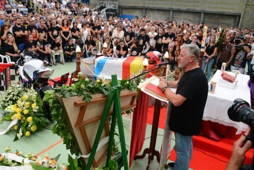 Moaña y el mundo del motor acompañan a Dani Rivas en su funeral