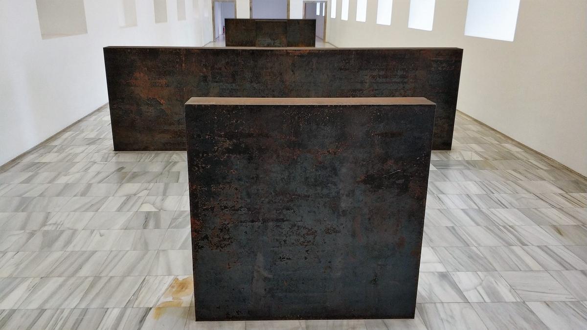 'Equal-Parallel:Guernica-Bengasi', del escultor Richard Serra.