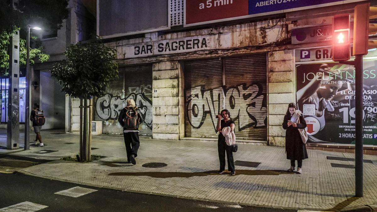 Un promotor quiere construir pisos en la esquina del antiguo Bar Sagrera.