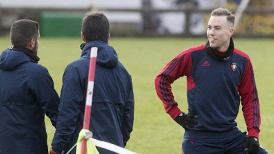 Carlos Clerc, en un entrenamiento con Osasuna.