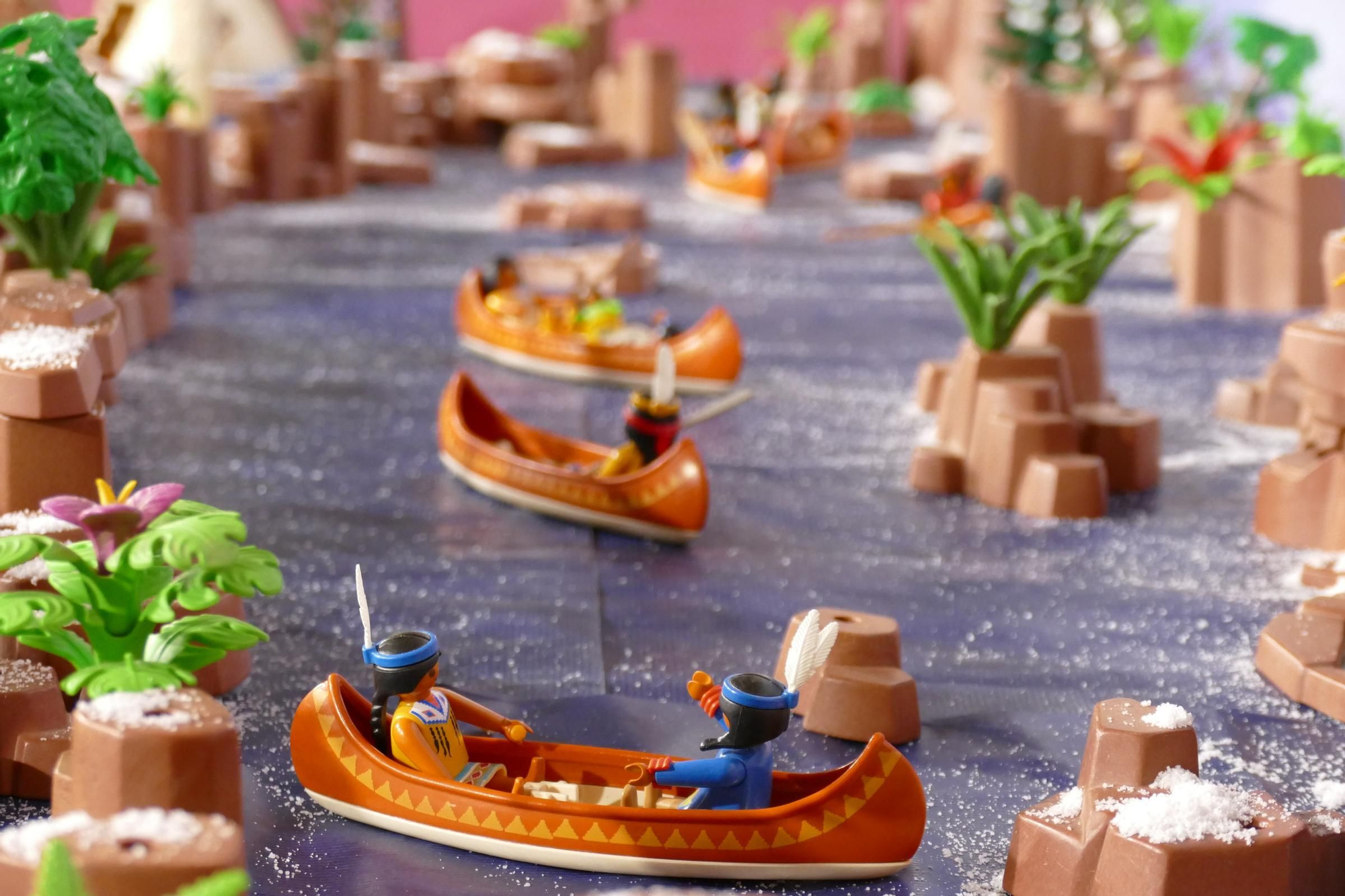 Centenars de clicks de Playmobil ocupen el Casino Menestral Figuerenc