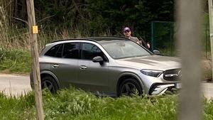 Iker Casillas entra en su coche tras ir a ver a su hijo Martín en un torneo de fútbol en la Costa Brava