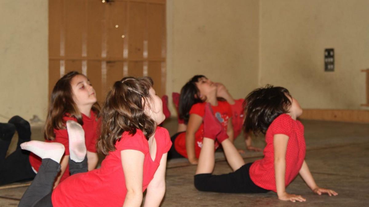 Los jóvenes y los niños también tienen protagonismo en las actividades.  | HOYA DE HUESCA