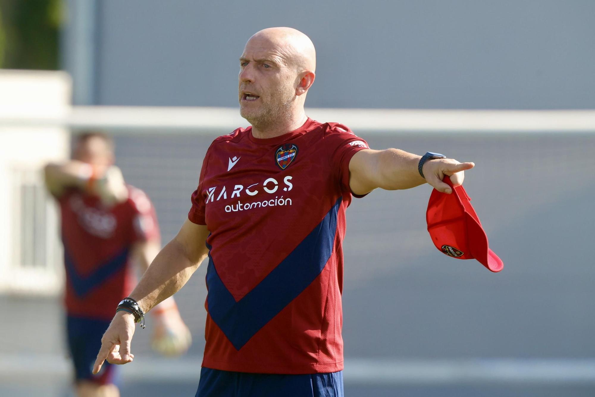 Calero ya pone en práctica la fórmula para regresar a primera división