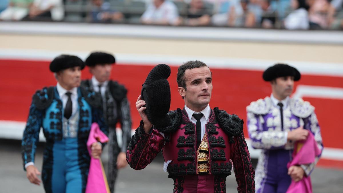 Damión Castaño durante la vuelta al ruedo.