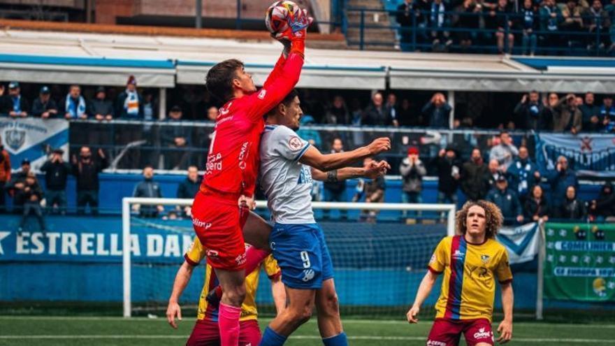 El Alzira recibe al Hércules con los dos equipos necesitados de puntos