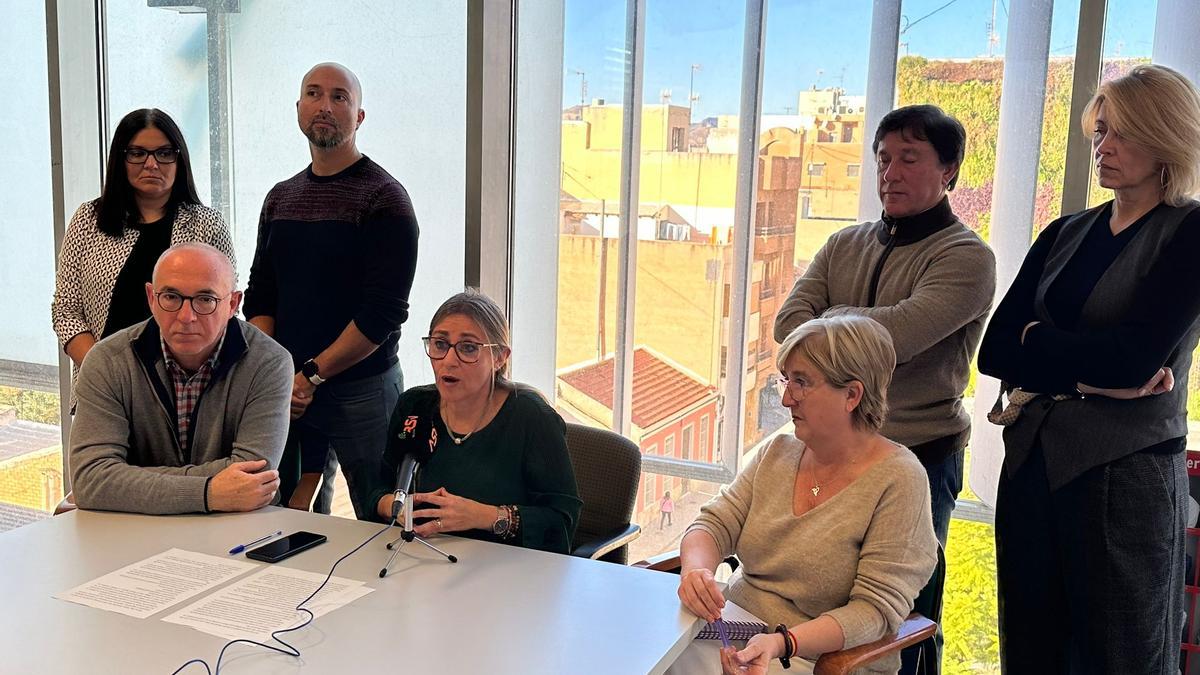 Los concejales del PSOE, cuando anunciaron en enero su disposición a reunirse con el PP