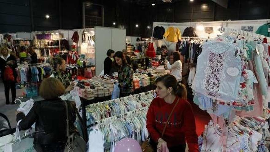 Más de once mil clientes en la Feria gijonesa de stocks