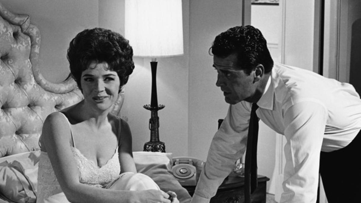 Polly Bergen y James Garner, en 'Move Over, Darling'.