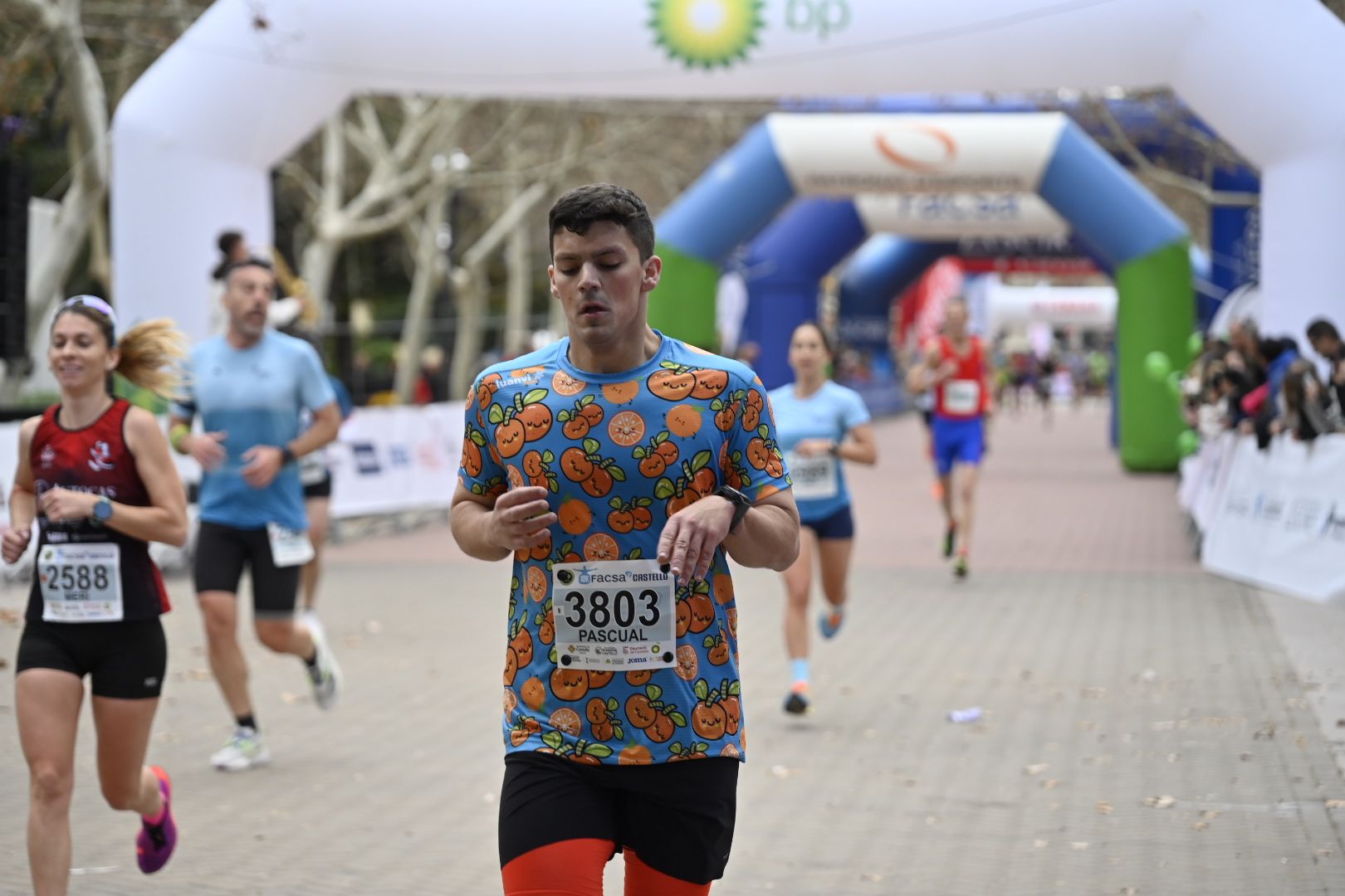 Búscate en las fotos: Las mejores imágenes del Marató bp y el 10K Facsa 2024 de Castelló