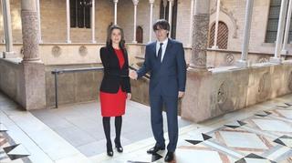 Arrimadas y Puigdemont constatan sus diferencias por el 'procés'