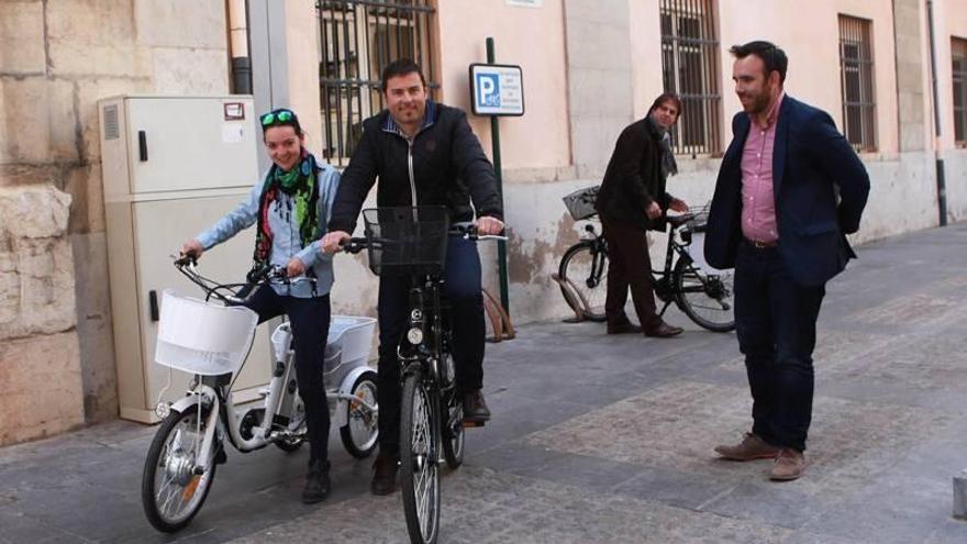 Castellón habilita bicis eléctricas para el personal municipal