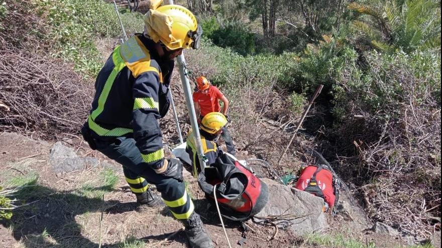 Muere tras precipitarse por un barranco en Gran Canaria