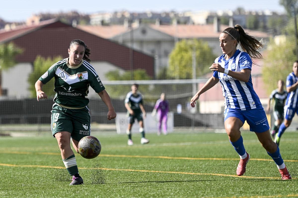 El Cacereño Femenino - Alavés, en imágenes