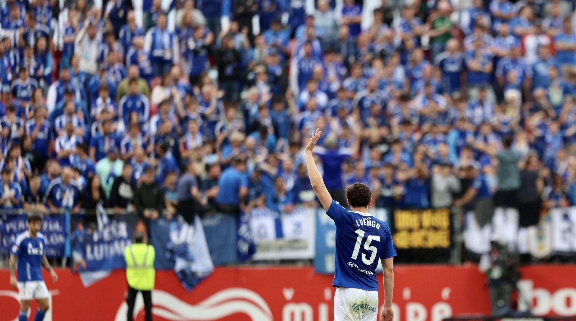 EN IMÁGENES: Ambientazo en el primer partido de la final por el ascenso a Primero entre Mirandés y Real Oviedo