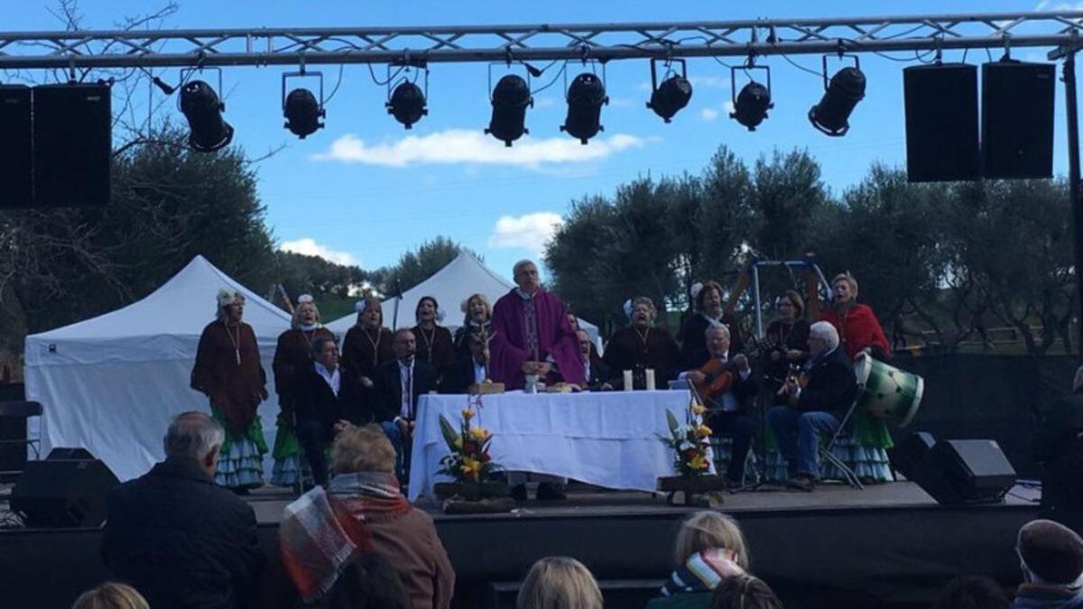 Imagen de la misa rociera celebrada este sábado en el transcurso del Dia de Andalucía en Rubí.