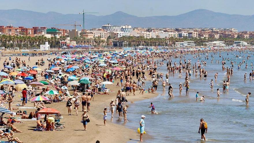 Multas de entre 750 y 3.000 euros por incumplir estas normativas en las playas de la Comunitat Valenciana