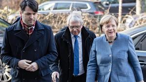 zentauroepp41904666 berlin  germany   04 02 2018   german chancellor angela merk180204211509