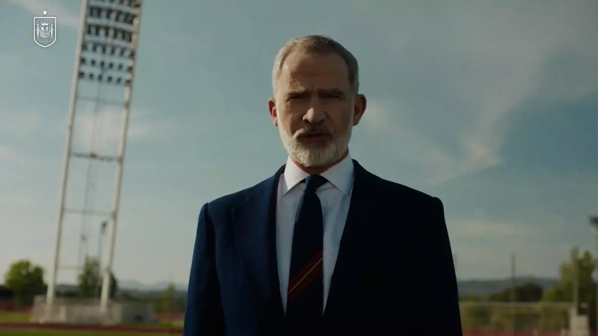 El rey Felipe VI se "cuela" en el vídeo de anuncio de la lista de España para el Mundial
