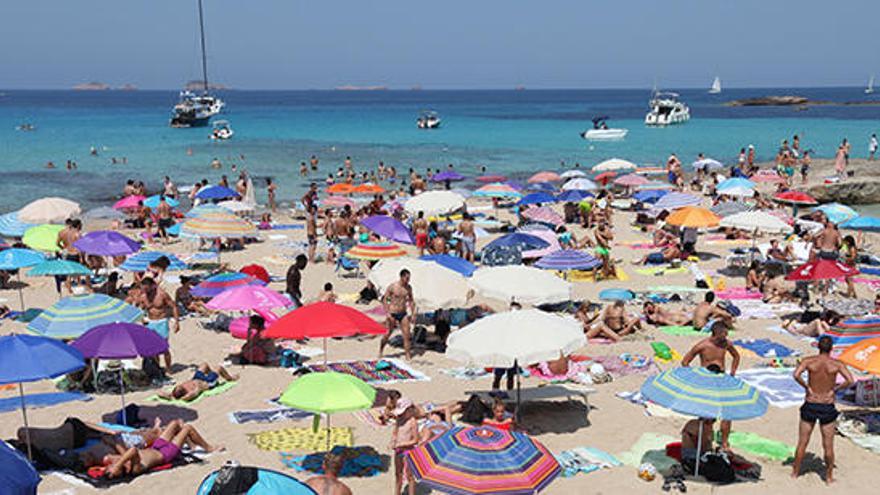 El turismo ya supone el 50% del empleo directo de Ibiza y el 60% de Formentera