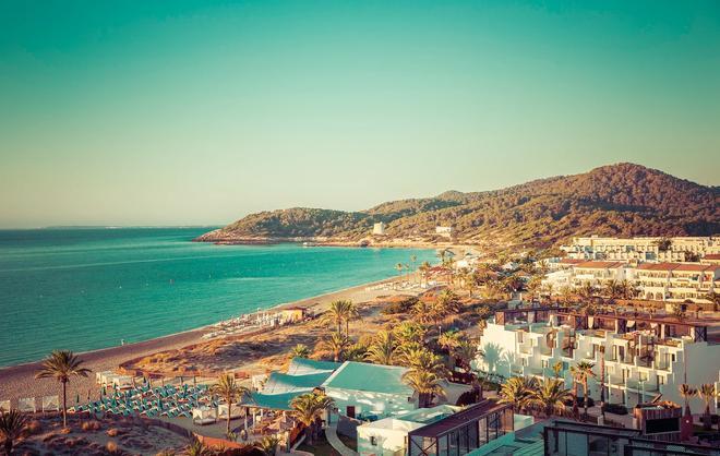 Playa d’en Bossa, Ibiza, España