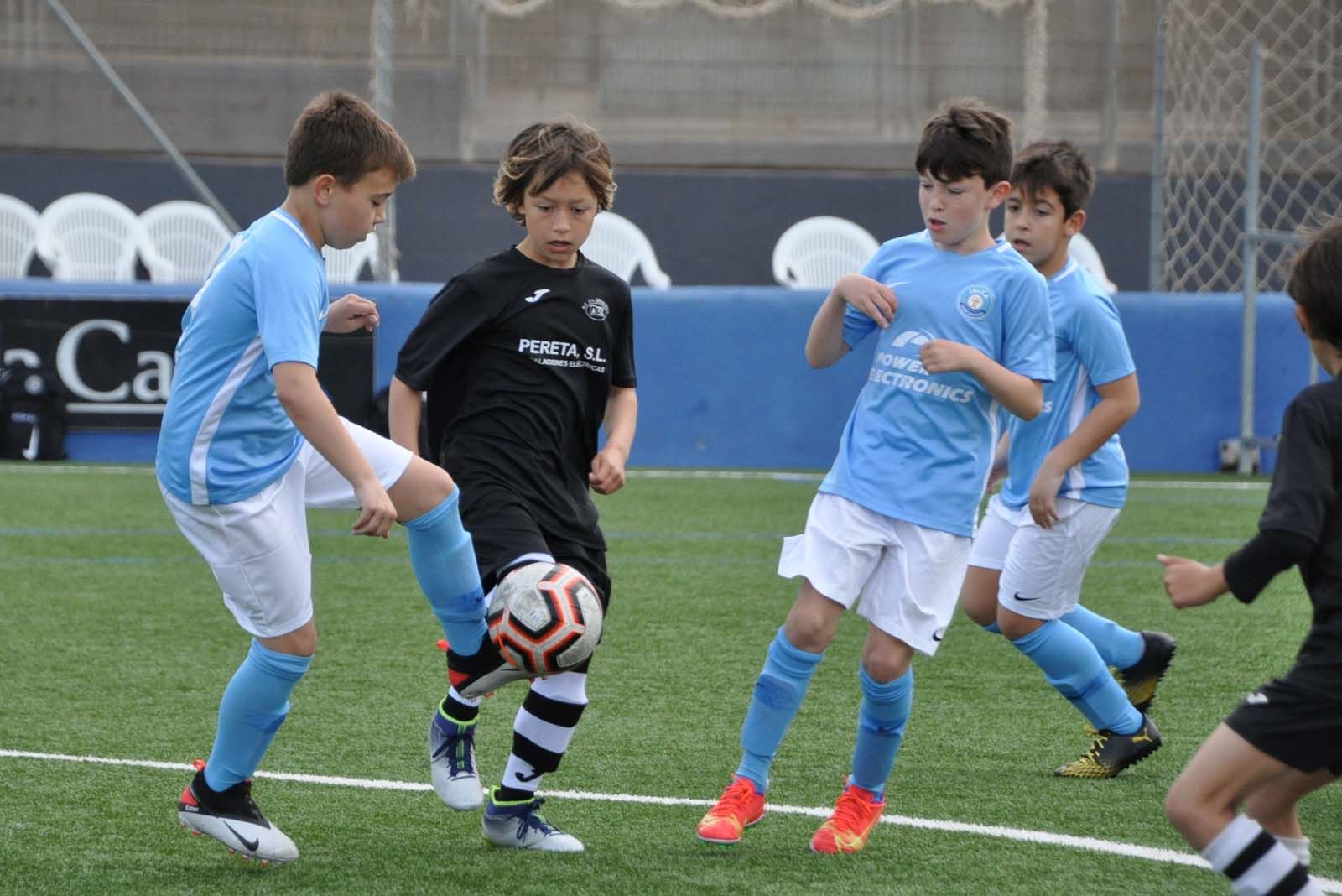 El fútbol base vuelve a sonreír