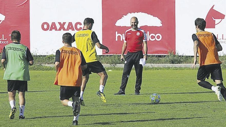 Entrenamiento del Zamora en el anexo rojibanco.