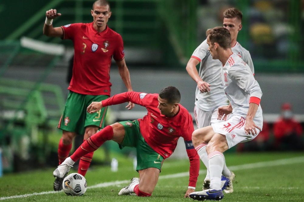 Amistoso: Portugal - España.