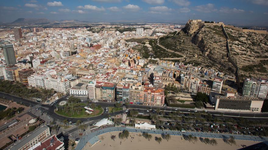 La gestión del agua para afrontar el cambio climático en Alicante, a debate