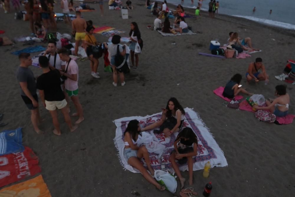 Málaga celebra la noche de San Juan en sus playas