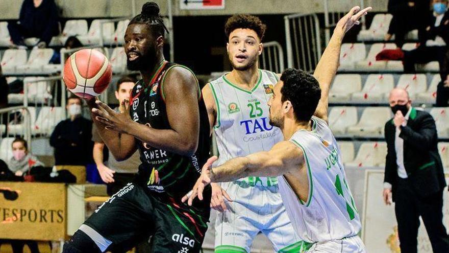 El TAU Castelló cae por un punto en su visita a Palencia (76-75)