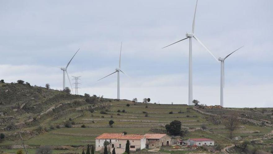 La CEV ve en el desbloqueo de los eólicos de Castellón un impulso para el empleo