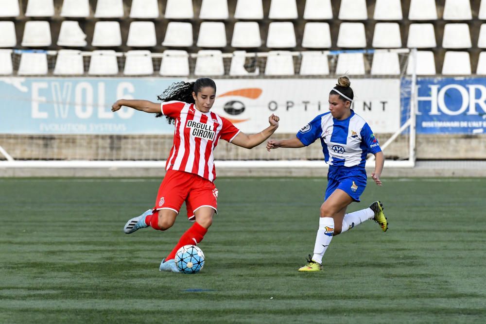 Comença el futbol femení a Vilatenim