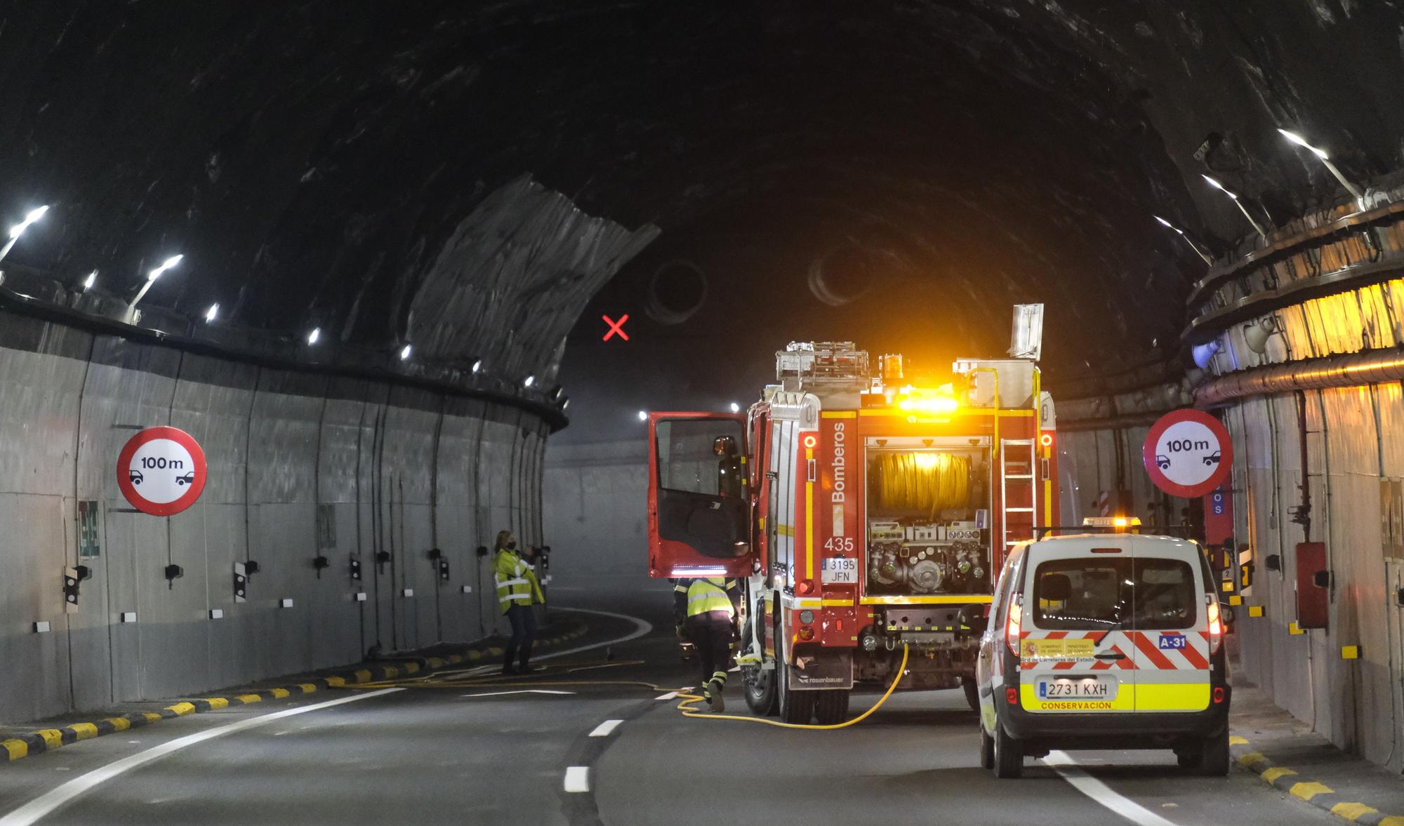 Accidente con incendio y dos heridos graves en el túnel de Villena: así ha sido el simulacro en la autovía A-31