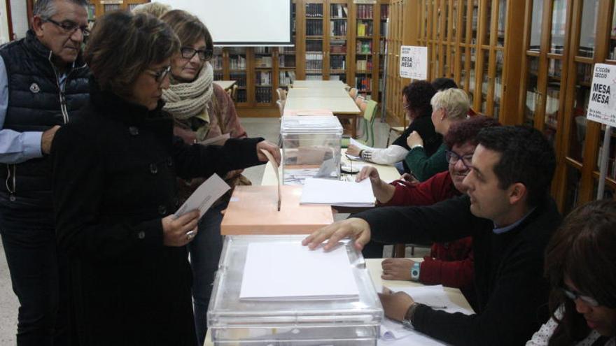 Col·legi electoral a les eleccions del maig del 2015